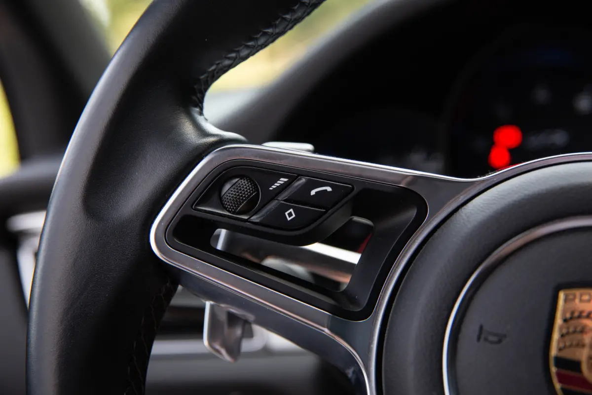 3.0 GTS , Sport-Chrono, Luchtvering, Trekhaak, Panoramadak, Apple Carplay, Stoel/stuurverwarming, VOL!!