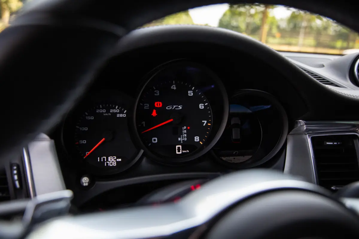 3.0 GTS , Sport-Chrono, Luchtvering, Trekhaak, Panoramadak, Apple Carplay, Stoel/stuurverwarming, VOL!!