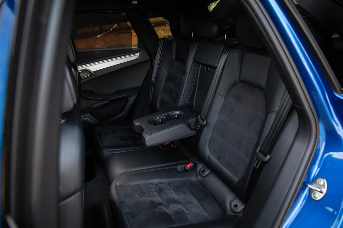 3.0 GTS , Sport-Chrono, Luchtvering, Trekhaak, Panoramadak, Apple Carplay, Stoel/stuurverwarming, VOL!!