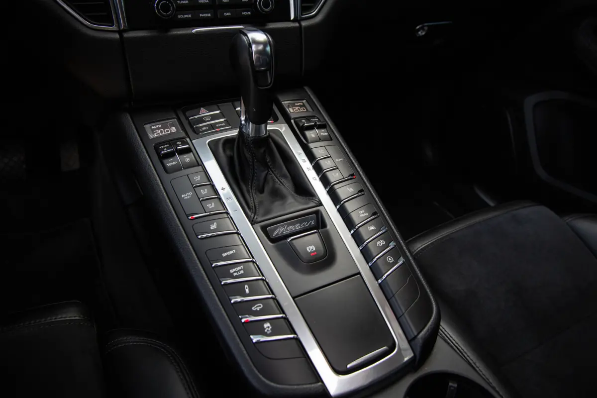 3.0 GTS , Sport-Chrono, Luchtvering, Trekhaak, Panoramadak, Apple Carplay, Stoel/stuurverwarming, VOL!!