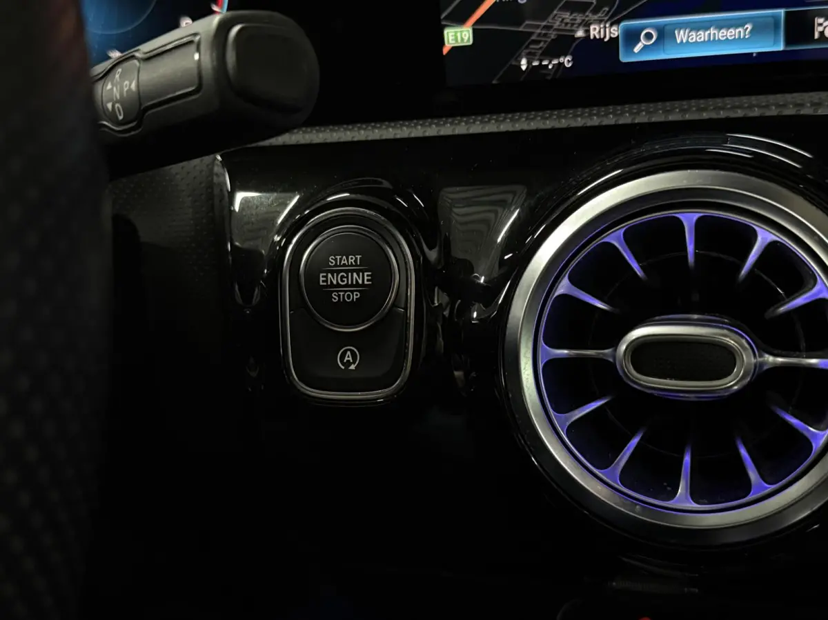 180 AMG|PANO|SFEER|KEYLESS|LED|CRUISE|WIDESCREEN