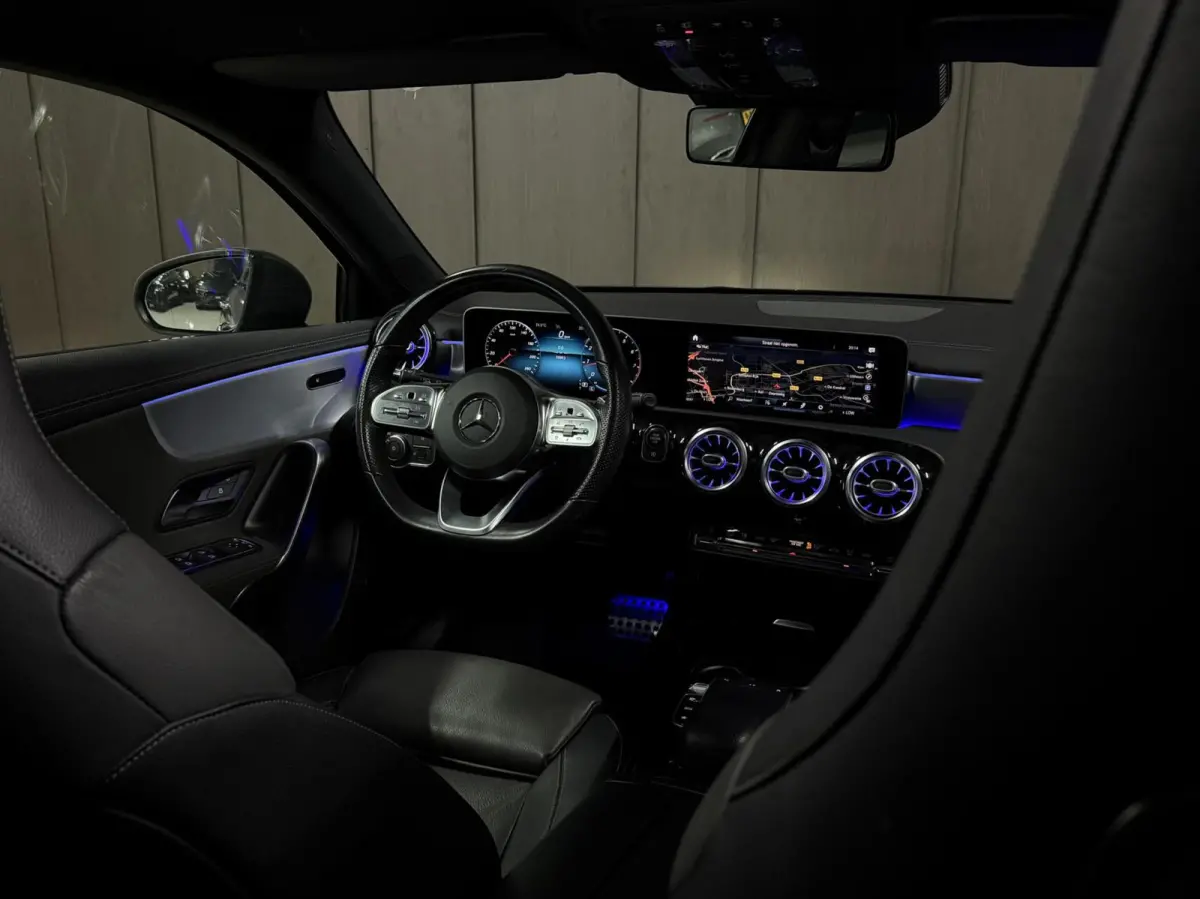 180 AMG|PANO|SFEER|KEYLESS|LED|CRUISE|WIDESCREEN