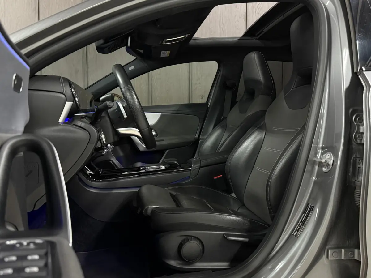180 AMG|PANO|SFEER|KEYLESS|LED|CRUISE|WIDESCREEN
