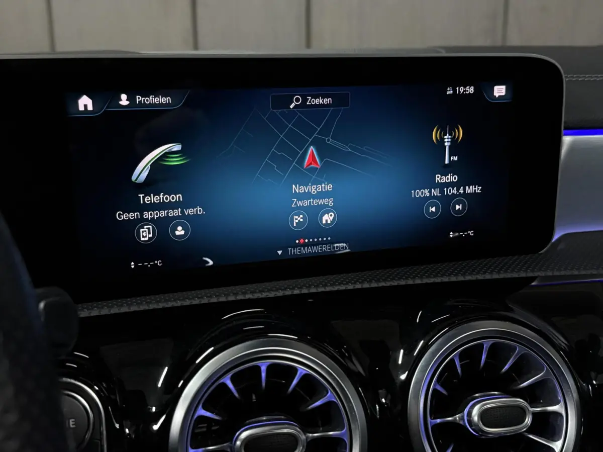 180 AMG|PANO|SFEER|KEYLESS|LED|CRUISE|WIDESCREEN