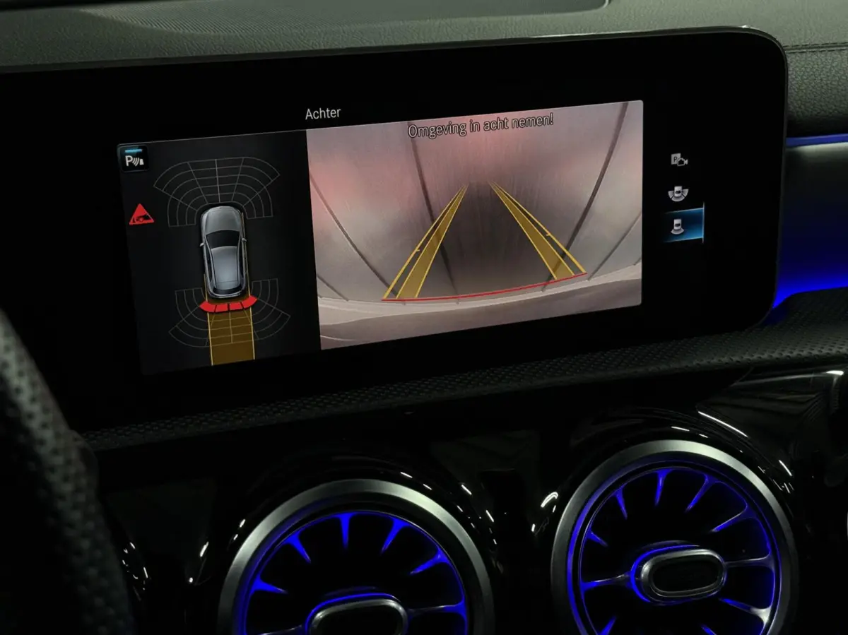 180 AMG|PANO|SFEER|KEYLESS|LED|CRUISE|WIDESCREEN