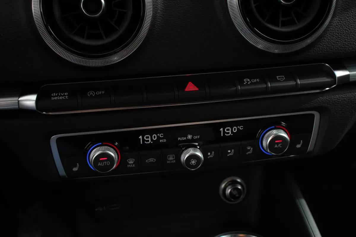 35 TFSI 150pk Automaat S-Line Sport Climate Control Parkeer sensoren Full Led Stoelverwarming Lichtmetalen Velgen