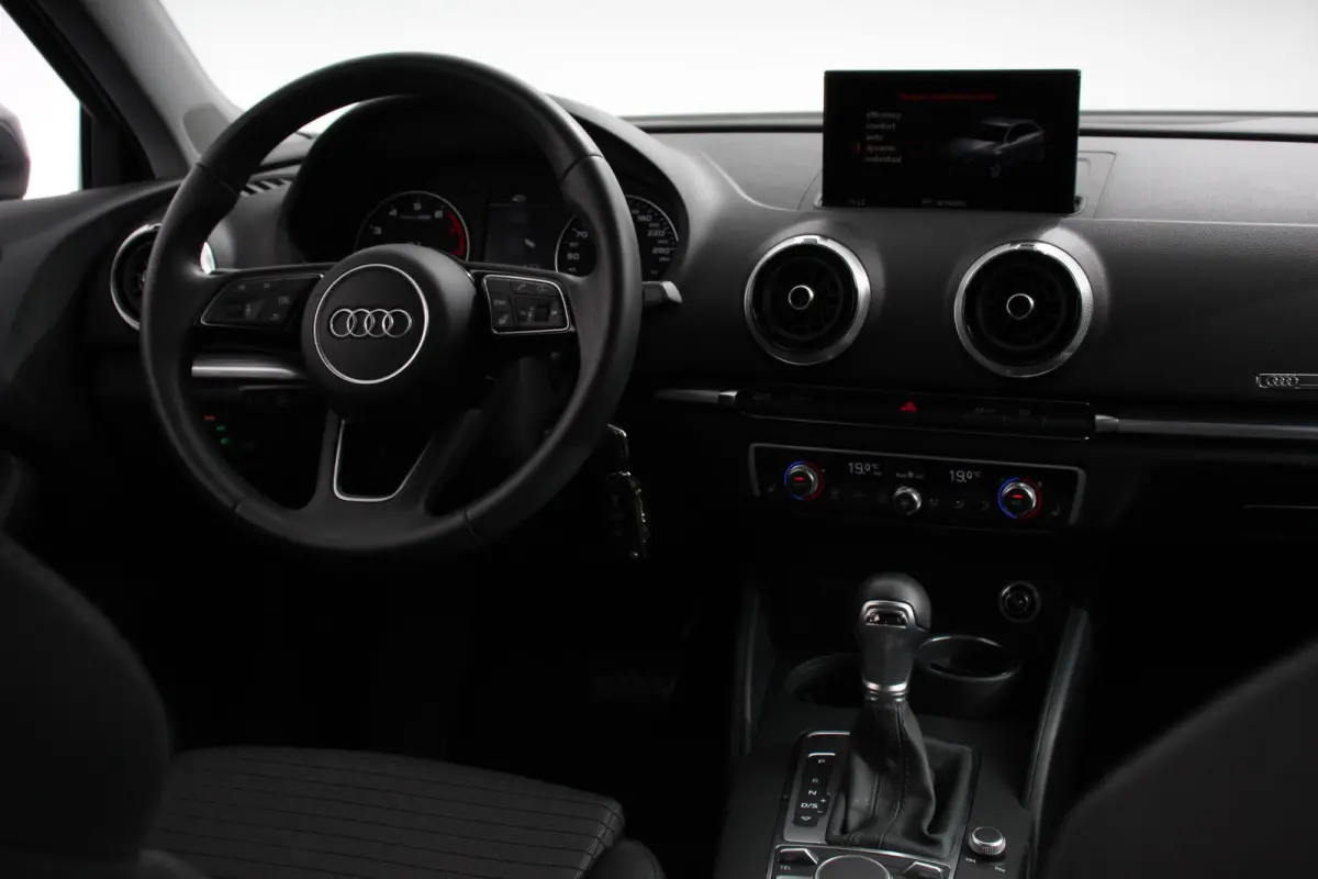 35 TFSI 150pk Automaat S-Line Sport Climate Control Parkeer sensoren Full Led Stoelverwarming Lichtmetalen Velgen