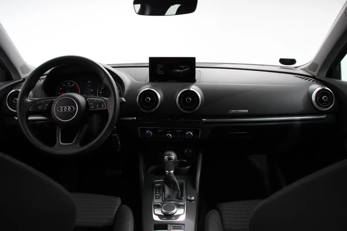 35 TFSI 150pk Automaat S-Line Sport Climate Control Parkeer sensoren Full Led Stoelverwarming Lichtmetalen Velgen