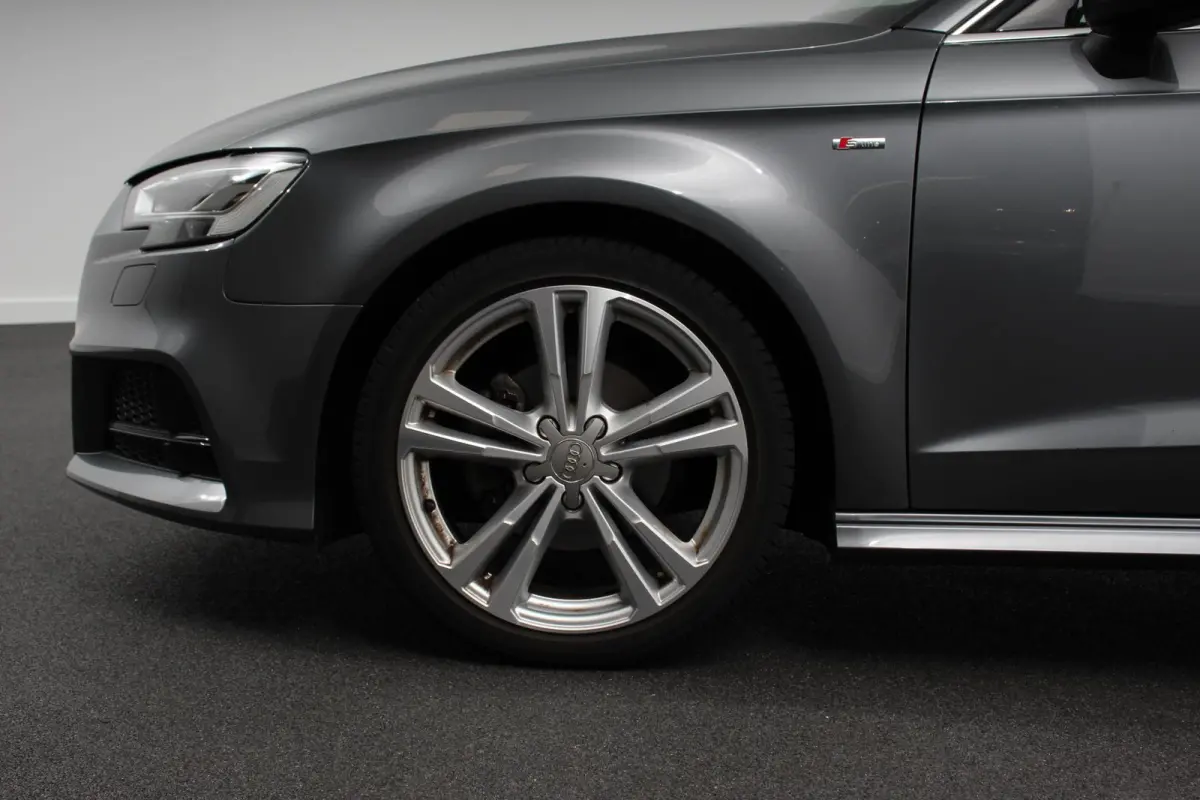 35 TFSI 150pk Automaat S-Line Sport Climate Control Parkeer sensoren Full Led Stoelverwarming Lichtmetalen Velgen