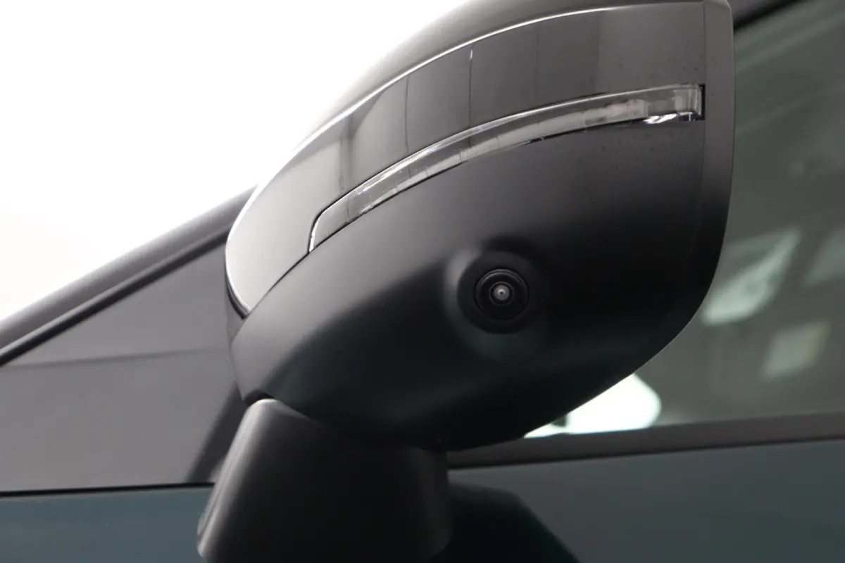 1.6 Hybrid Pulse FAP aero velgen | € 3.000,- voorraadvoordeel! | Navigatie| Bose Sound | Bijzonder mooie uitvoering!!