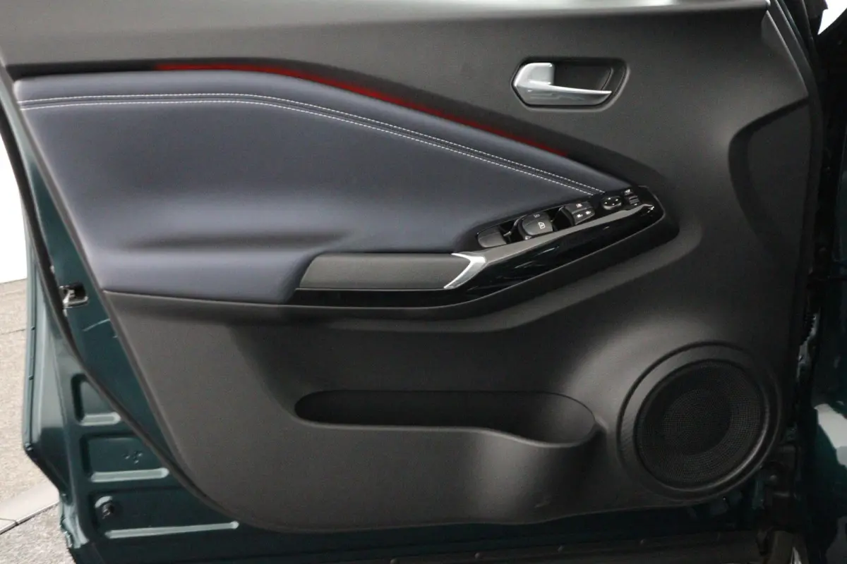 1.6 Hybrid Pulse FAP aero velgen | € 3.000,- voorraadvoordeel! | Navigatie| Bose Sound | Bijzonder mooie uitvoering!!