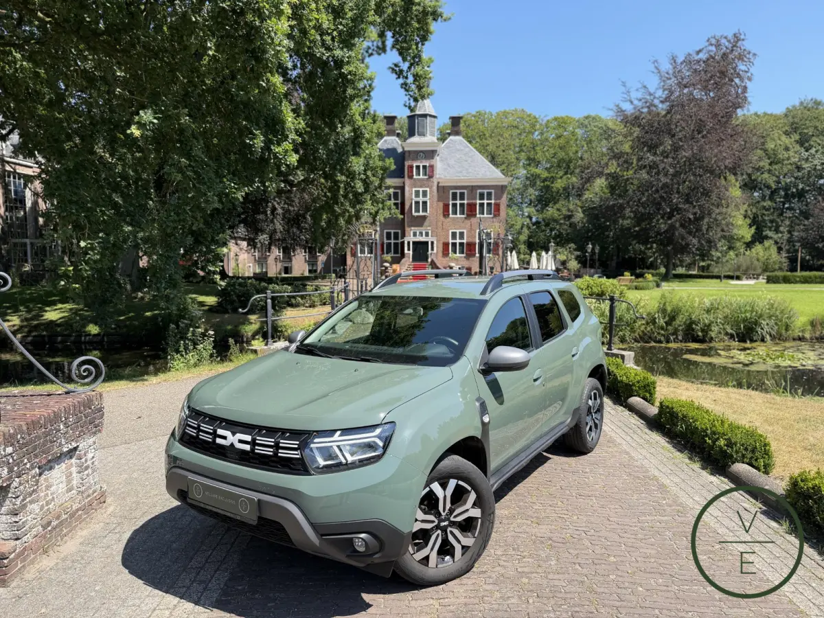 Dacia Duster 2023 Benzine Automatisch leasen