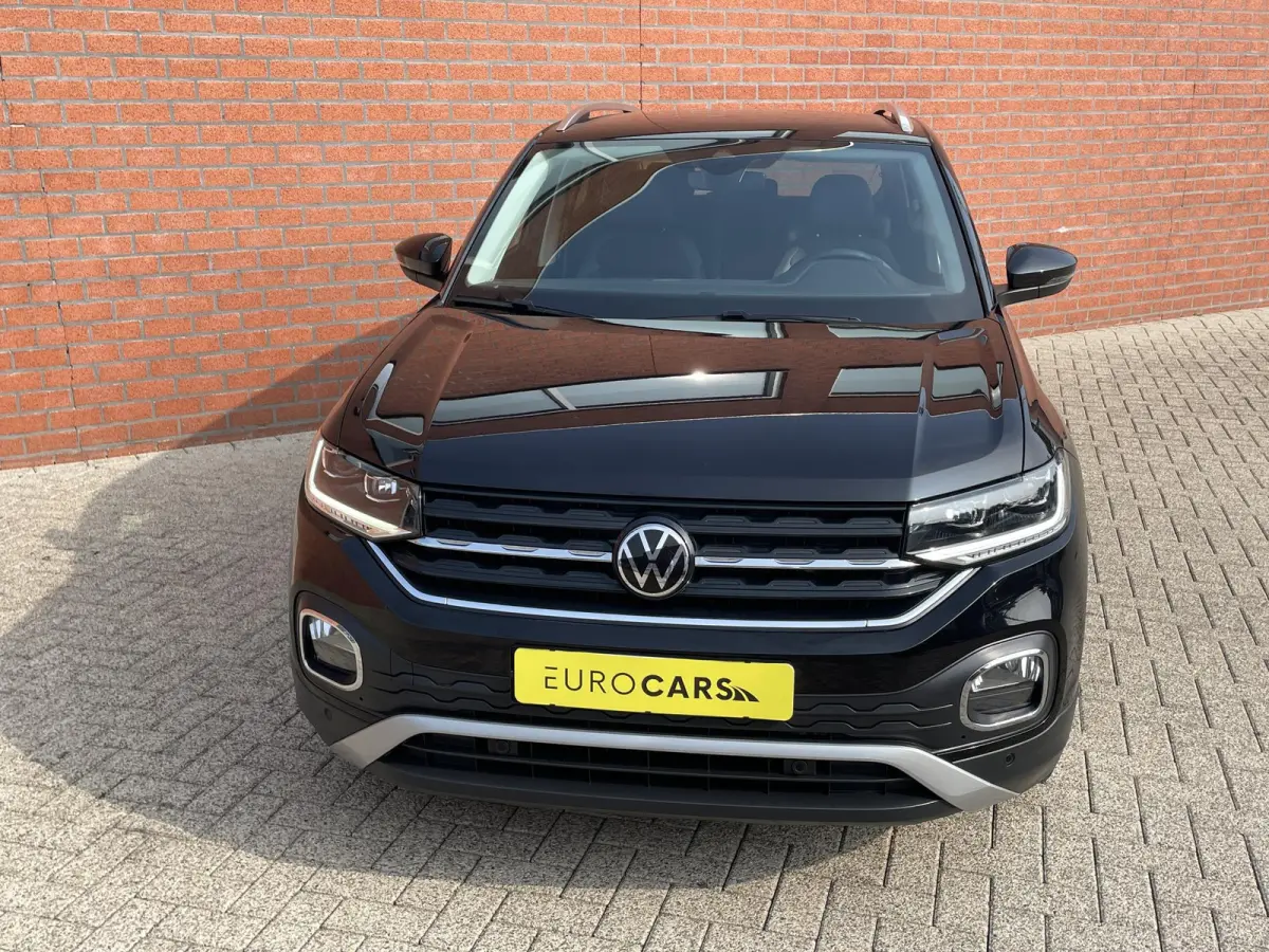 1.0 TSI 110pk DSG Style Navigatie Apple Carplay / Android Auto Camera Parkeer sensoren Dab Winterpakket Digitale Cockpit