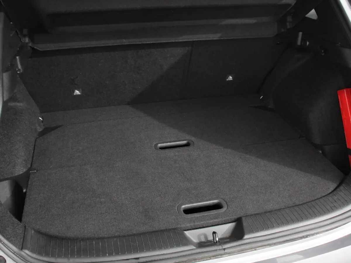 1.3 MHEV N-Connecta Nieuw model! Climate control LED Cruise control adaptive Navigatie 360* camera Verwarmde voorstoelen Trekhaak LED