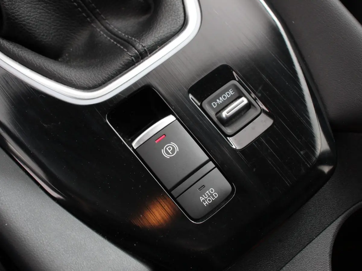 1.3 MHEV N-Connecta Nieuw model! Climate control LED Cruise control adaptive Navigatie 360* camera Verwarmde voorstoelen Trekhaak LED