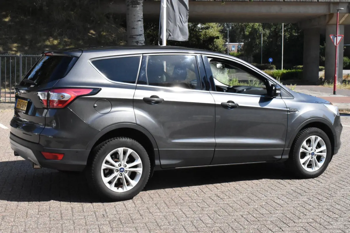 1.5 EcoBoost Titanium 2e Eigenaar | BSM | Navigatie  | 100% Onderhouden | 12 mnd BOVAG Garantie | Whatsapp 06-53188999