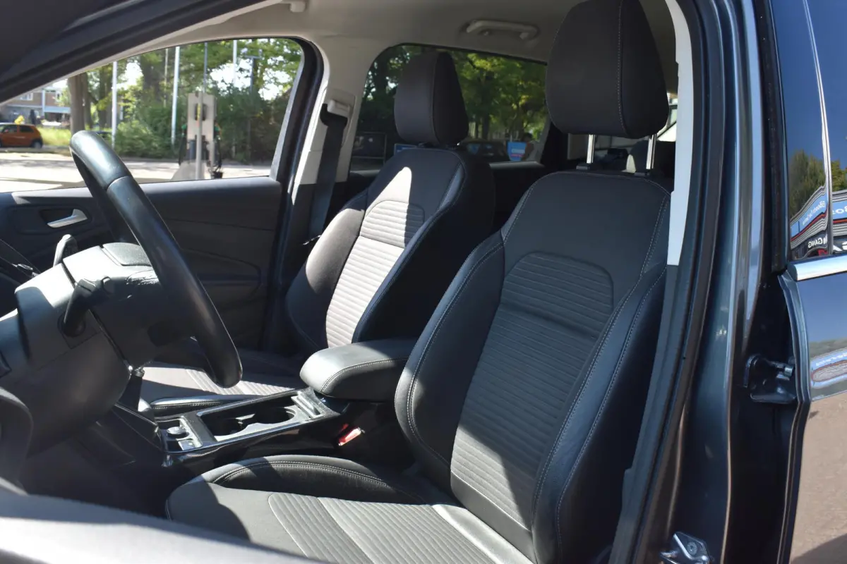 1.5 EcoBoost Titanium 2e Eigenaar | BSM | Navigatie  | 100% Onderhouden | 12 mnd BOVAG Garantie | Whatsapp 06-53188999