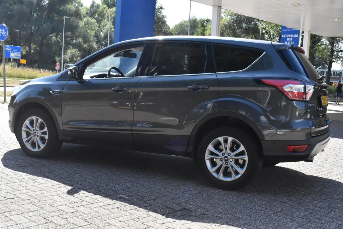 1.5 EcoBoost Titanium 2e Eigenaar | BSM | Navigatie  | 100% Onderhouden | 12 mnd BOVAG Garantie | Whatsapp 06-53188999