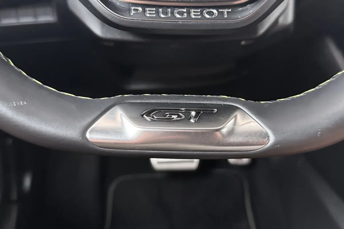 1.2 PT 101 PK Aut. GT Pack 3D Dash. Adap.Cruise Camera Carplay