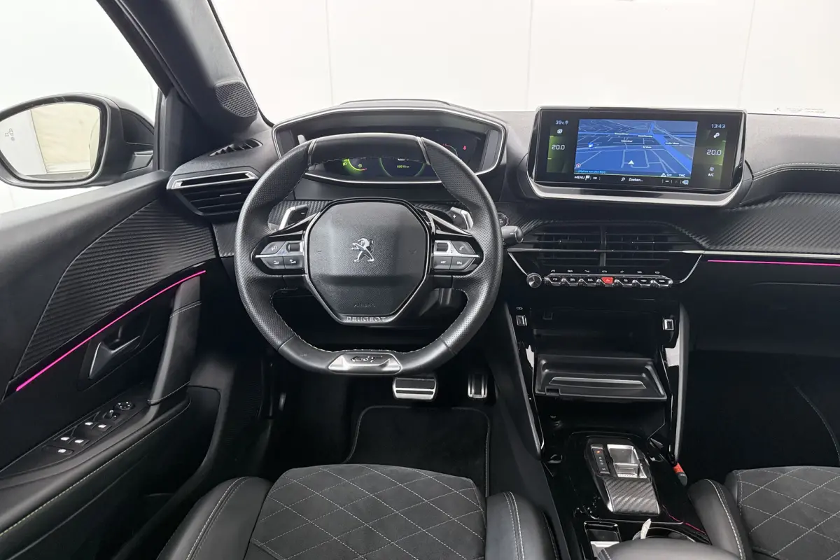 1.2 PT 101 PK Aut. GT Pack 3D Dash. Adap.Cruise Camera Carplay
