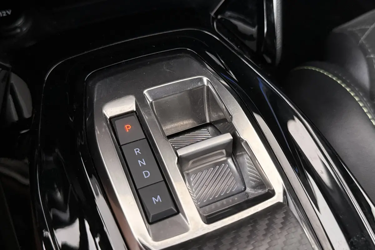 1.2 PT 101 PK Aut. GT Pack 3D Dash. Adap.Cruise Camera Carplay