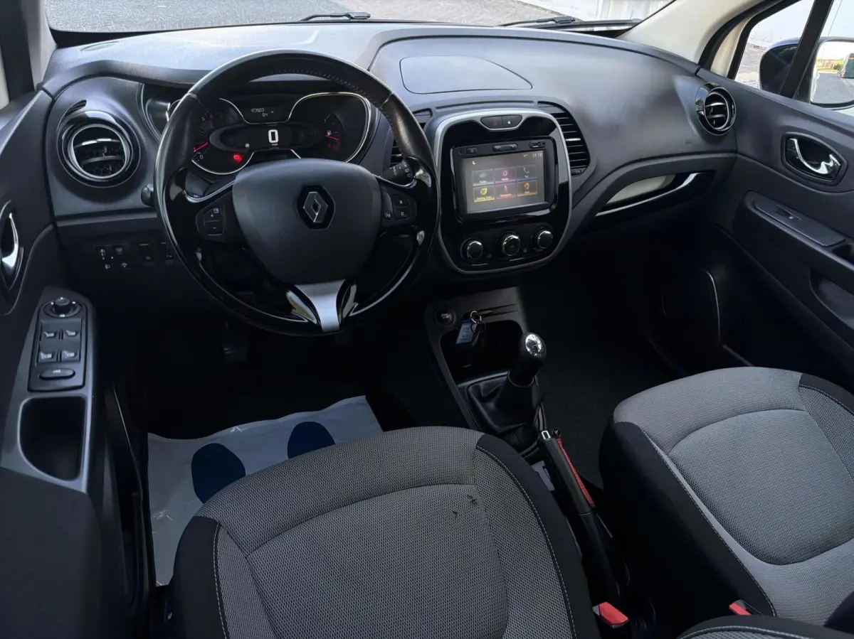 0.9 TCe Limited - NAVI/AIRCO/CRUISECONTROL