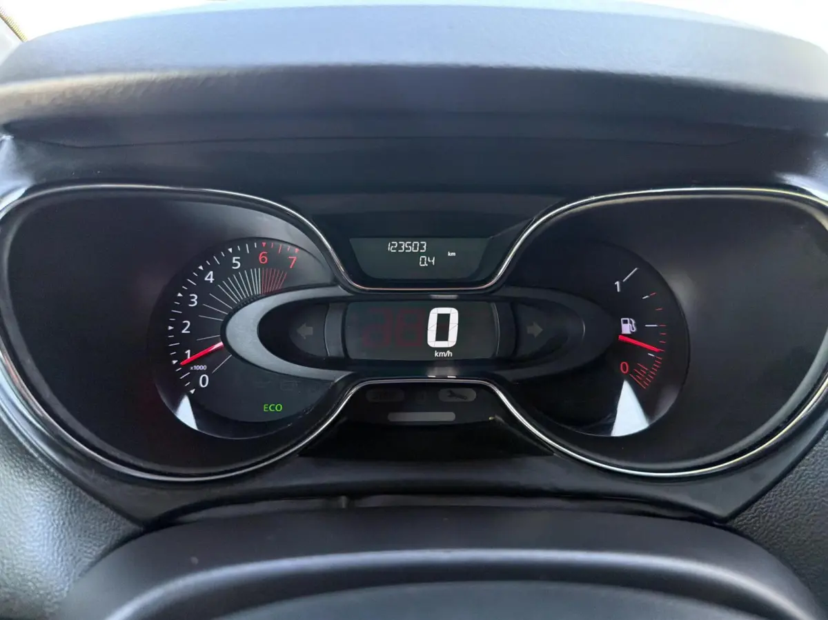 0.9 TCe Limited - NAVI/AIRCO/CRUISECONTROL