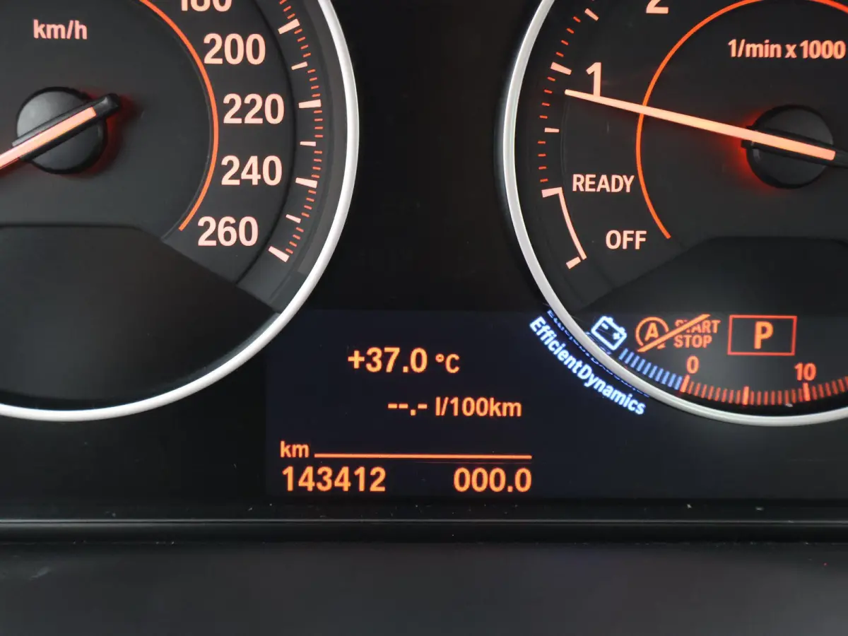 320i 184 PK M-SPORT AUT. HIGH EXECUTIVE+ SCHUIFDAK | HEAD-UP | STOELVERW. | LED | DAB | LEDER