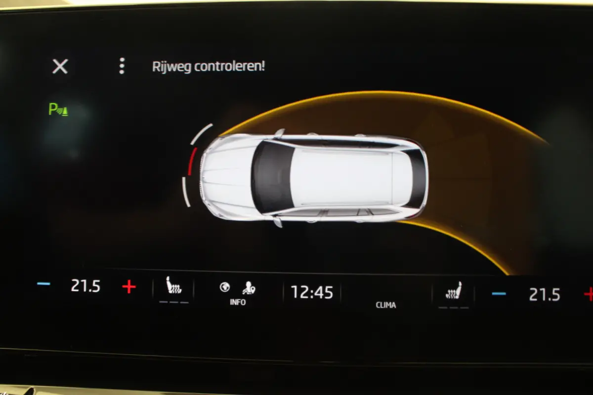 1.0 TSI Business Edition Plus |Navi|Trekhaak|Stoelverw.|