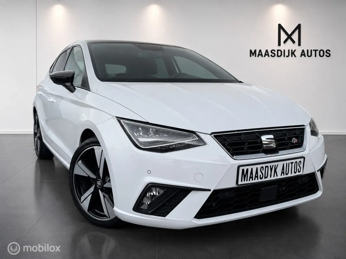 1.0 TSI FR PANO PDC VIRTUAL CARPLAY ALCANTARA