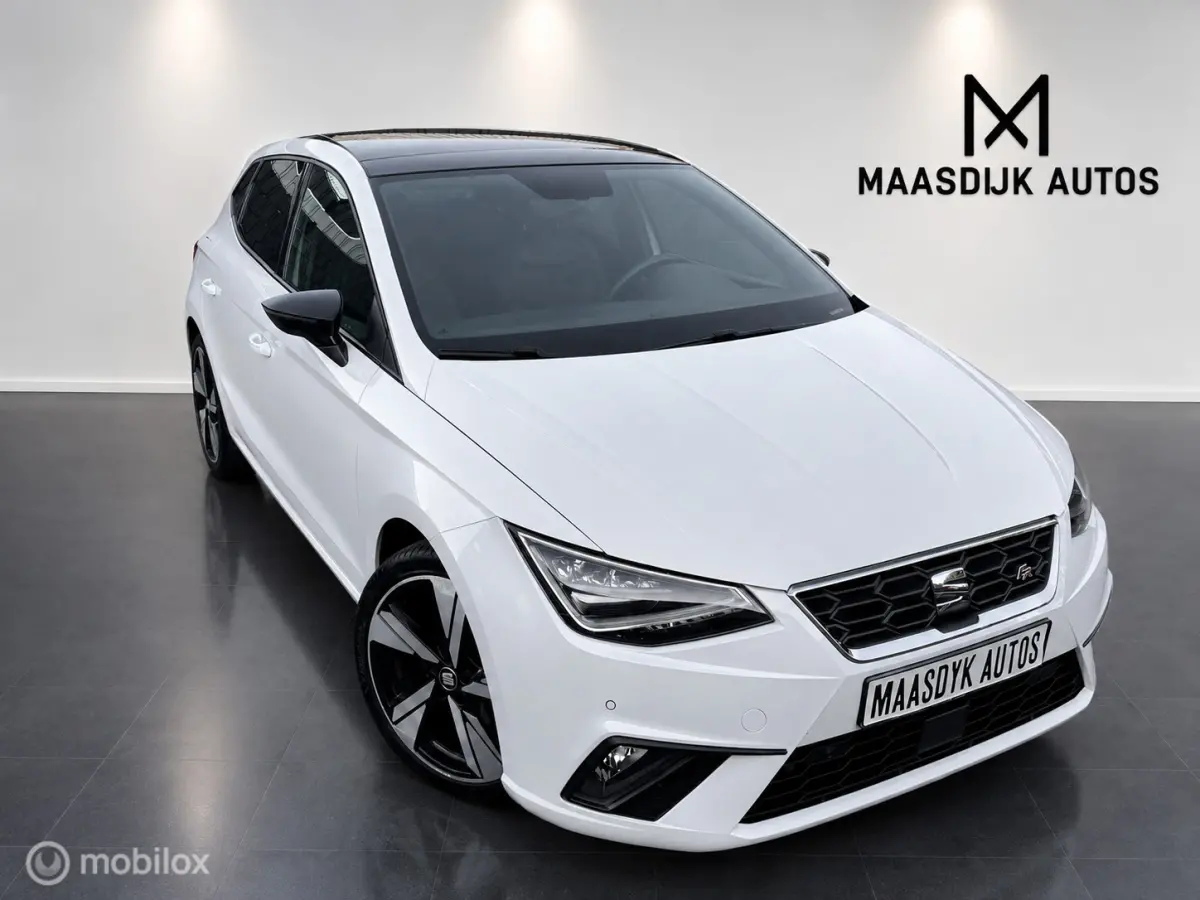 1.0 TSI FR PANO PDC VIRTUAL CARPLAY ALCANTARA