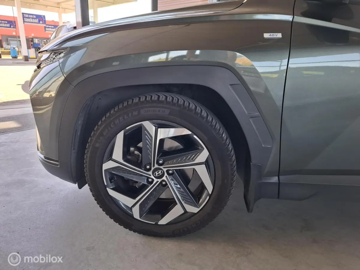 1.6 T-GDI MHEV Premium Sky