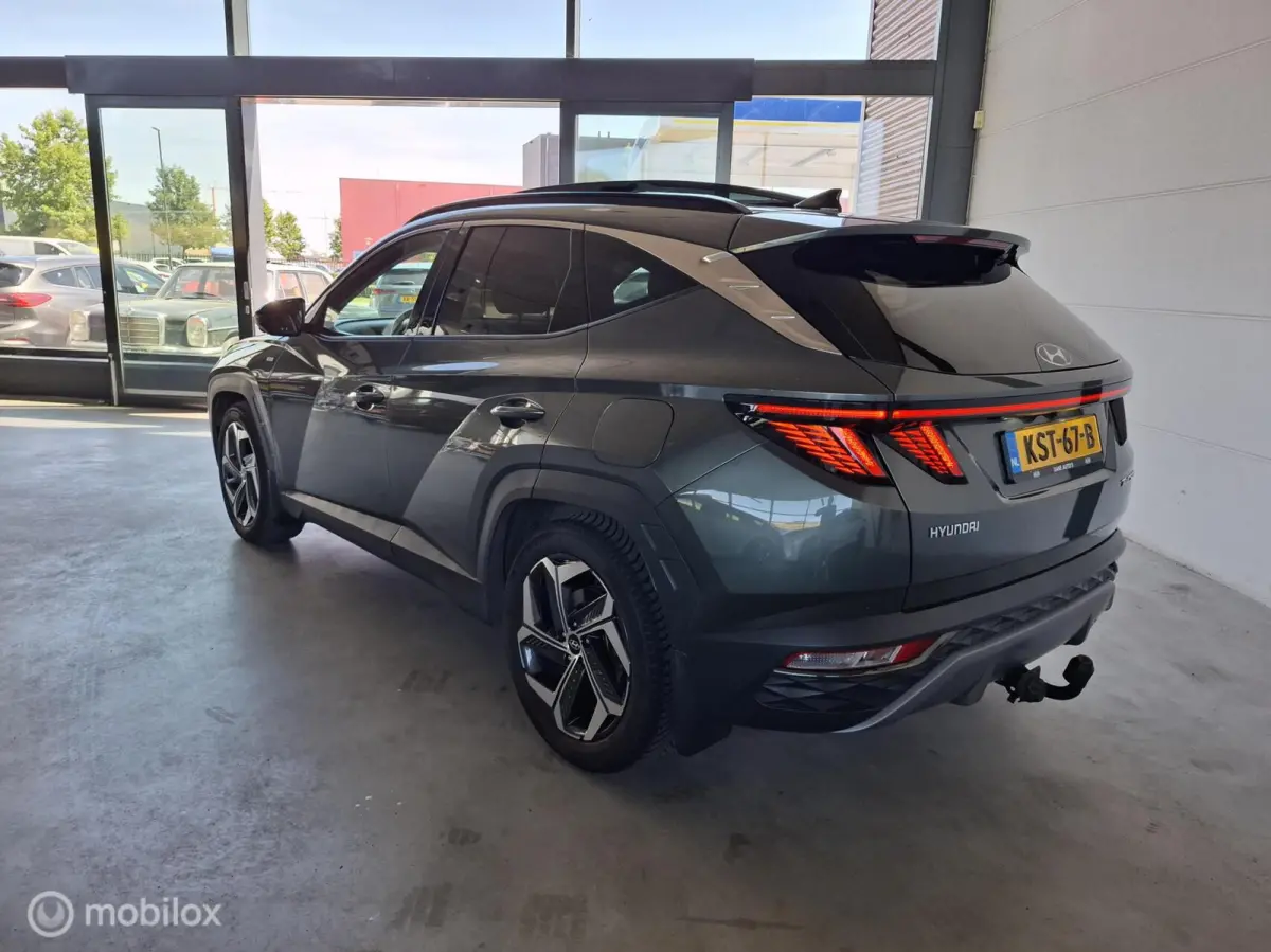 1.6 T-GDI MHEV Premium Sky