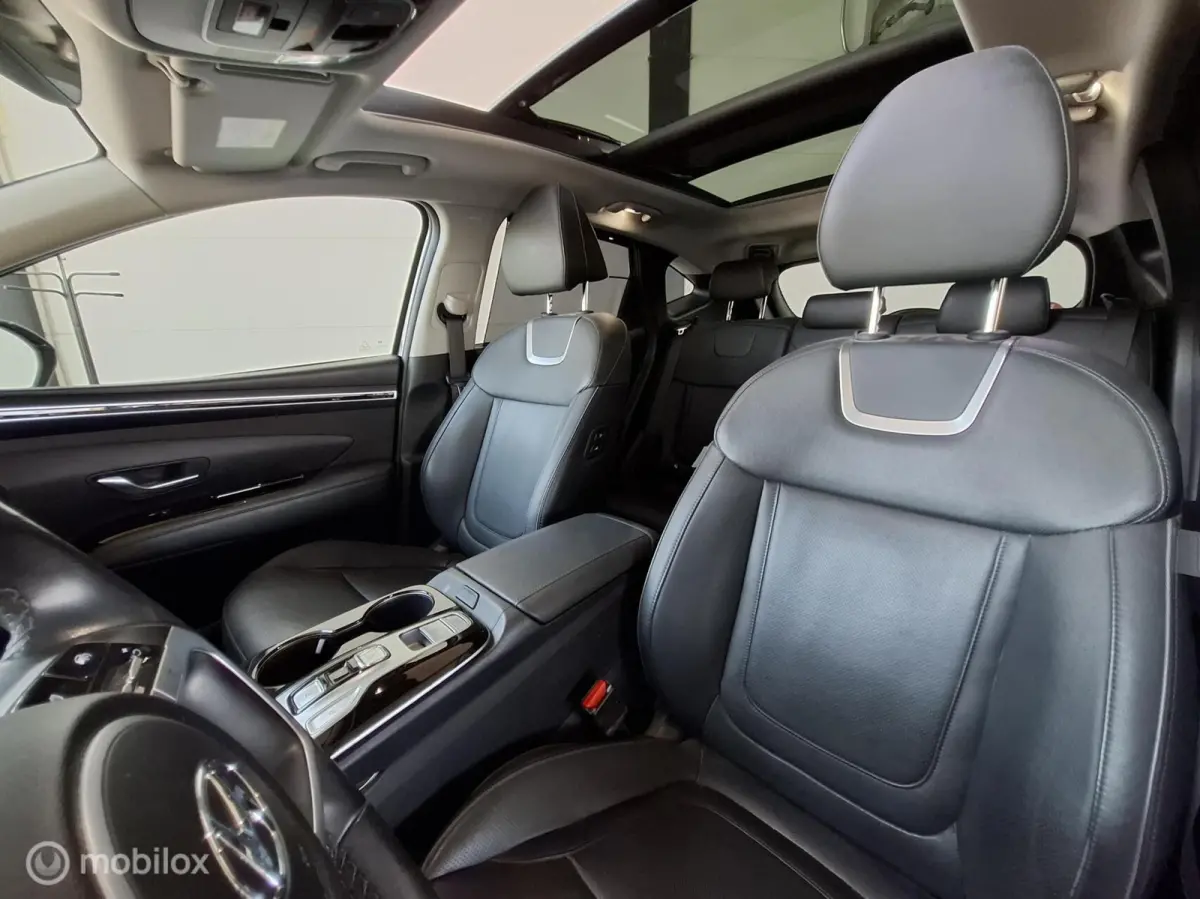 1.6 T-GDI MHEV Premium Sky