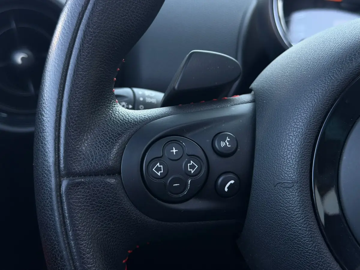 1.6 John Cooper Works ALL4 LAGE KM!! | 218PK | PANO | HARMAN/KARDON | LEER | PERF ONDERHOUD | CRUISE | CLIMATE |