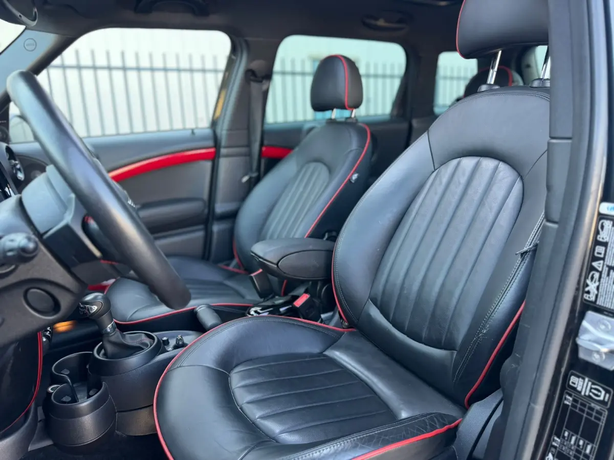 1.6 John Cooper Works ALL4 LAGE KM!! | 218PK | PANO | HARMAN/KARDON | LEER | PERF ONDERHOUD | CRUISE | CLIMATE |