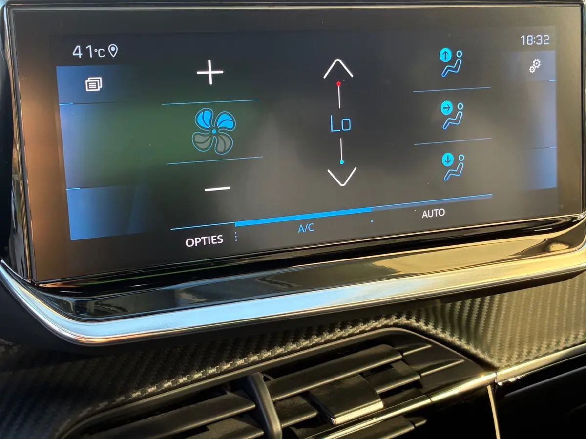 1.2 PureTech GT-Line|1e Eigenaar|Automaat|D-riem v.v.|Camera|Navigatie|CruiseControl|Climatronic|NAP|