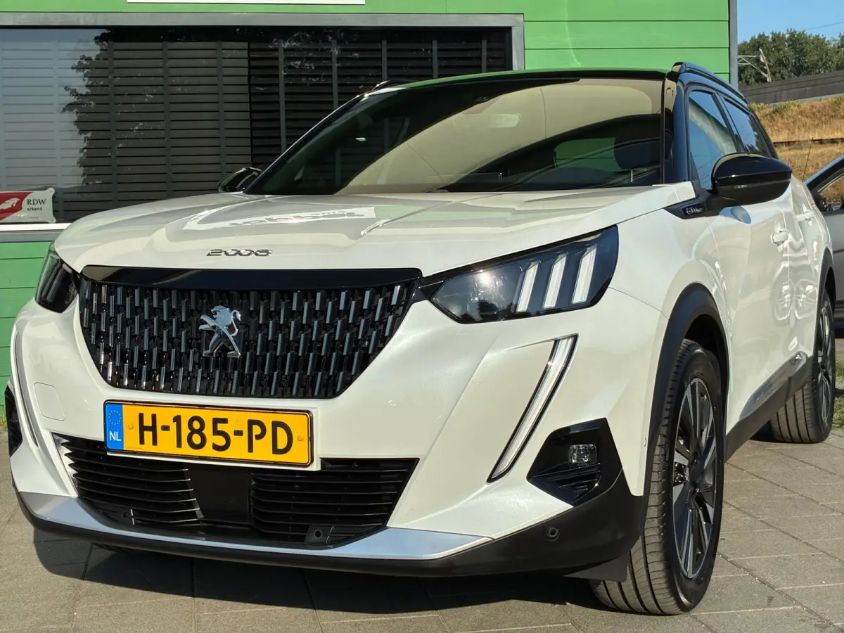 1.2 PureTech GT-Line|1e Eigenaar|Automaat|D-riem v.v.|Camera|Navigatie|CruiseControl|Climatronic|NAP|