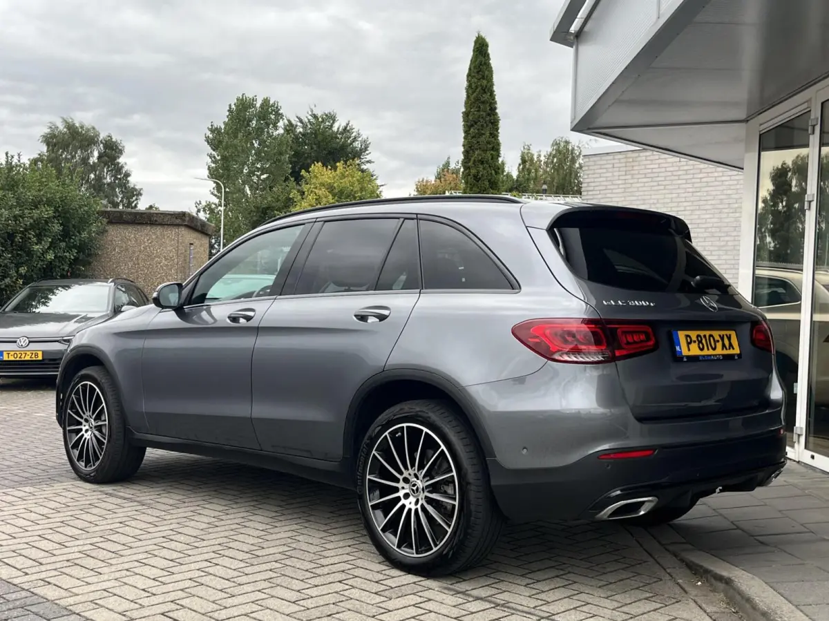 4MATIC AMG 20INCH+TREKHAAK+NL AUTO
