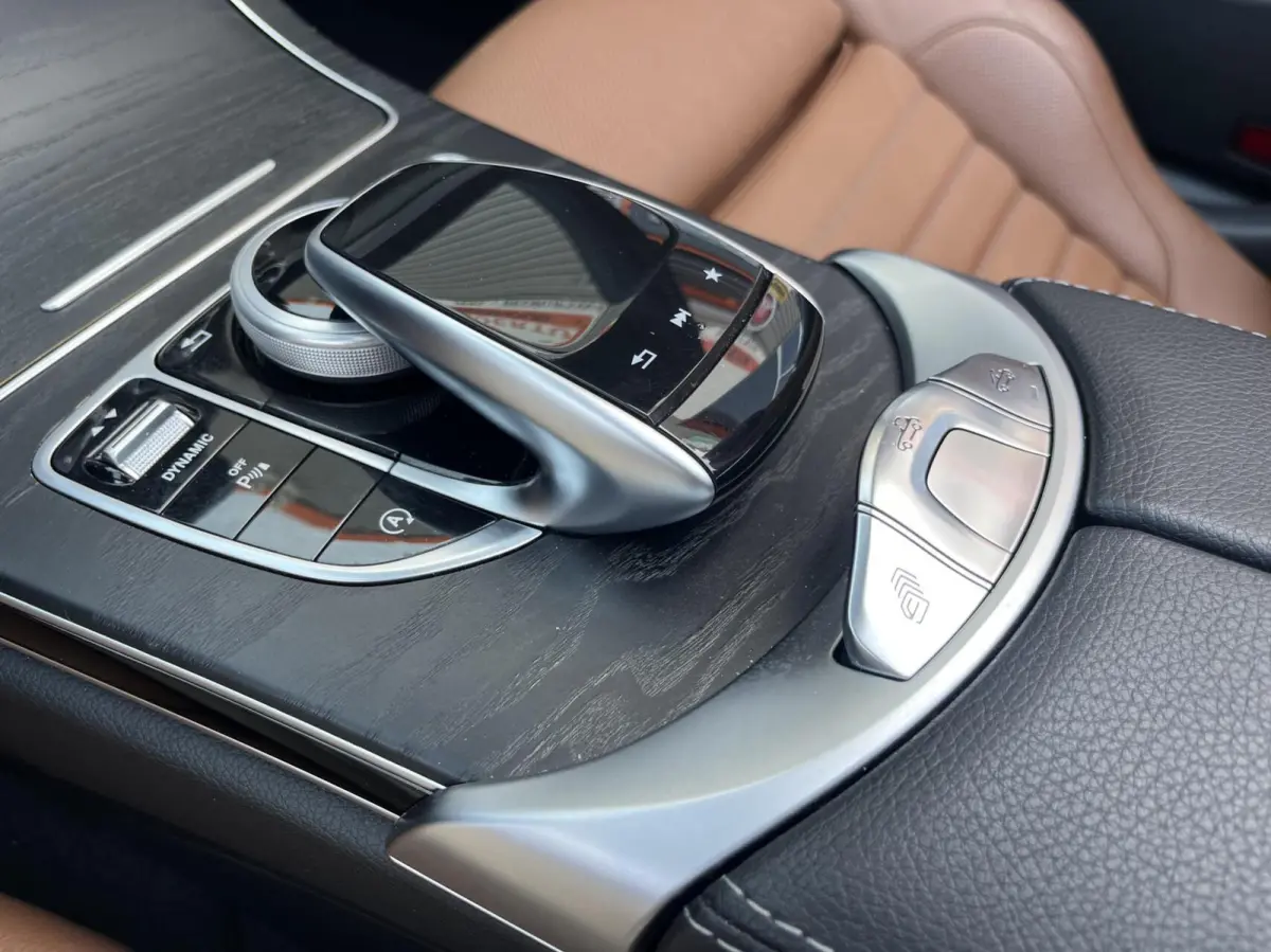180 AMG AUT9 AIRSCARF+TREKHAAK+LED