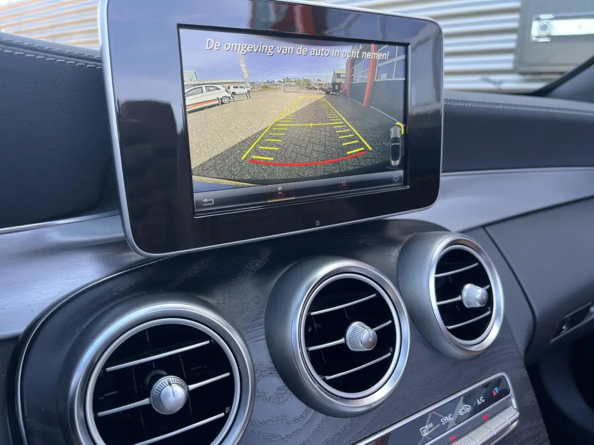 180 AMG AUT9 AIRSCARF+TREKHAAK+LED