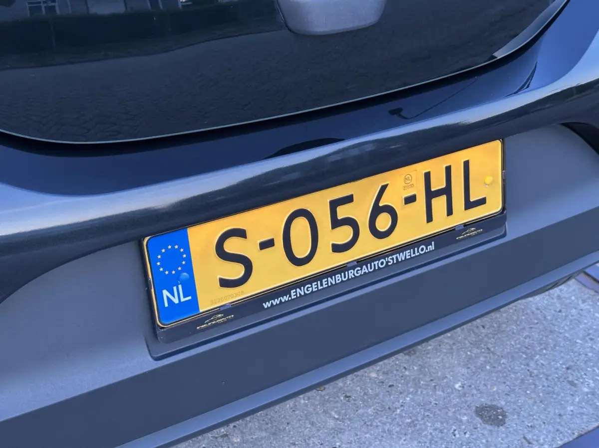1.0 VVT-i MT Play carplay, nieuwe apk!