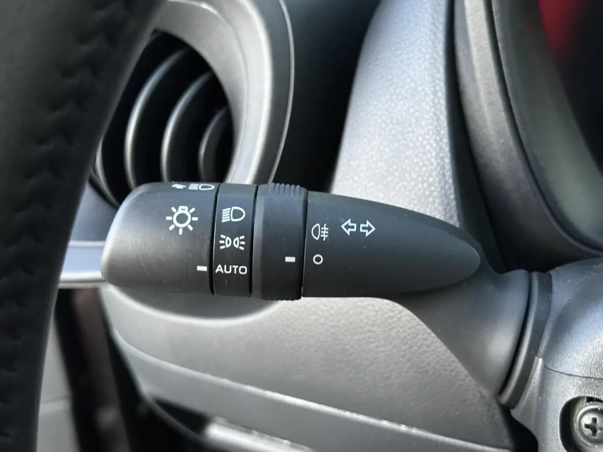 1.0 VVT-i MT Play carplay, nieuwe apk!