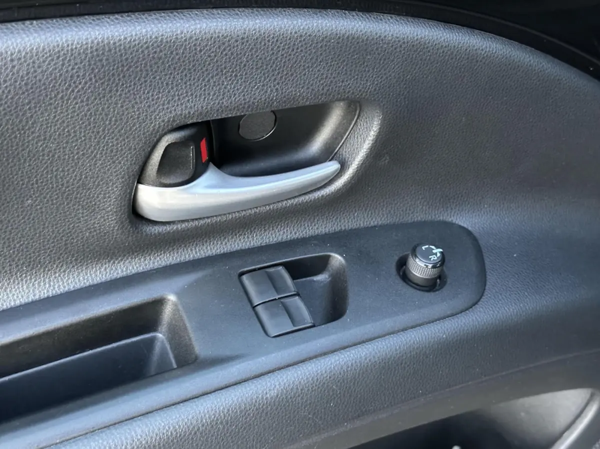 1.0 VVT-i MT Play carplay, nieuwe apk!