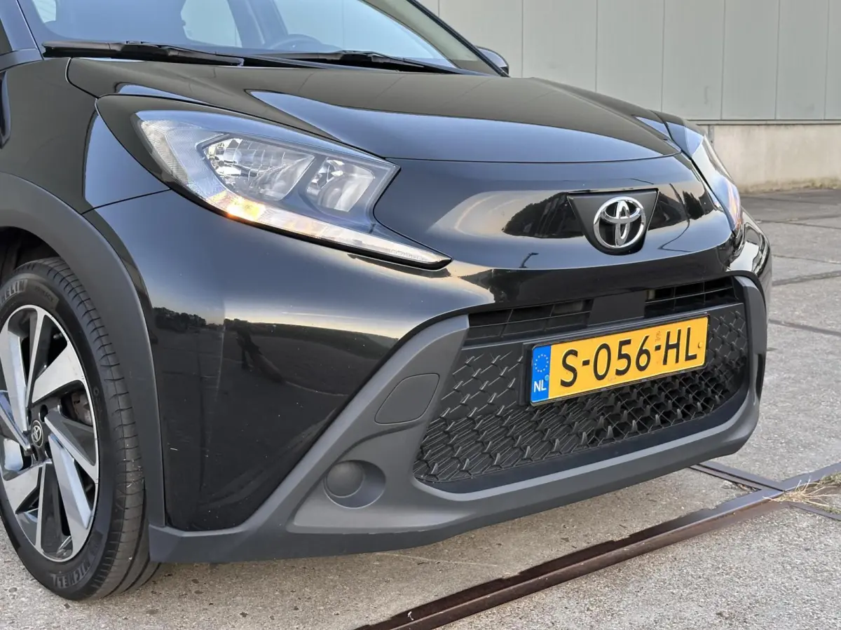 1.0 VVT-i MT Play carplay, nieuwe apk!