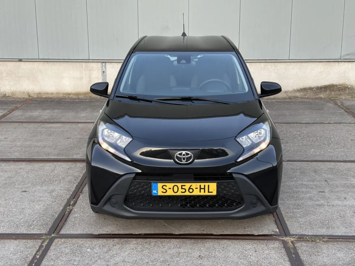 1.0 VVT-i MT Play carplay, nieuwe apk!