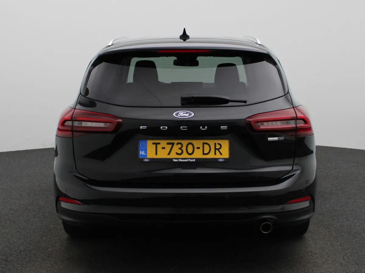1.0 EcoBoost Hybrid Titanium | APPLE CARPLAY - ANDROID AUTO | PARKEERSENSOREN | NAVIGATIE | CLIMATE CONTROL | CRUISE CONTROL |