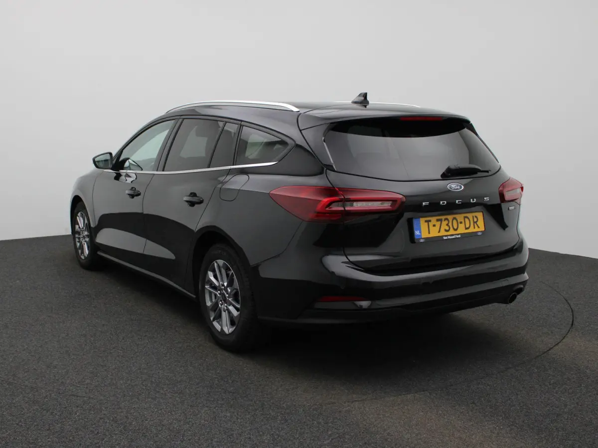 1.0 EcoBoost Hybrid Titanium | APPLE CARPLAY - ANDROID AUTO | PARKEERSENSOREN | NAVIGATIE | CLIMATE CONTROL | CRUISE CONTROL |