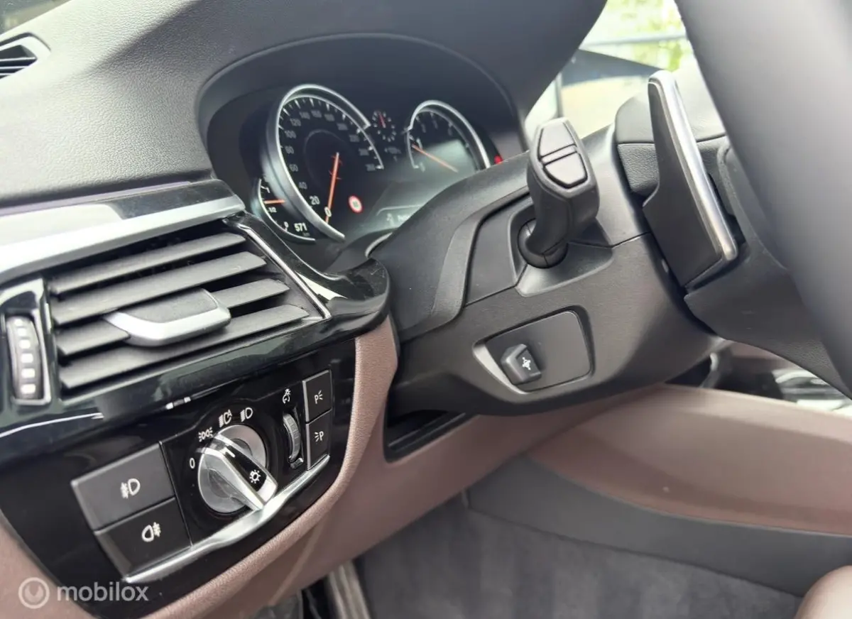 530i M-Sport xDrive High Executive Softclose