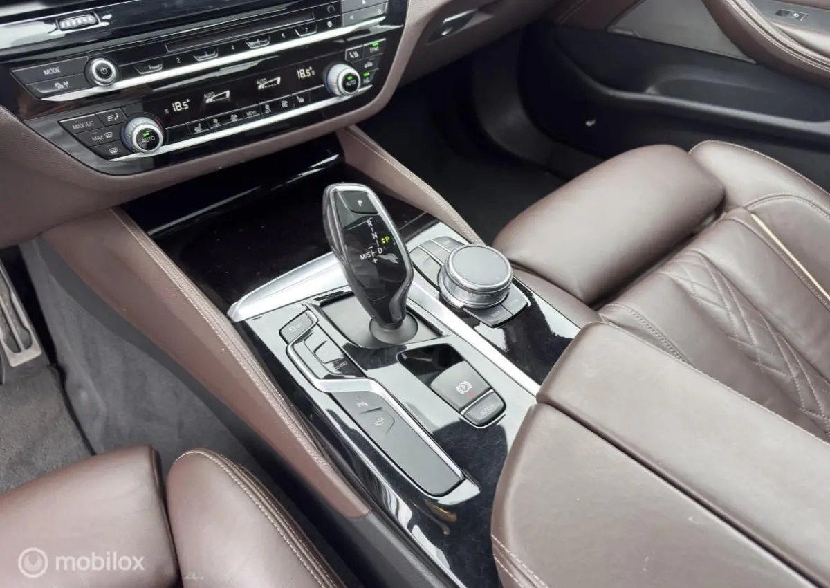 530i M-Sport xDrive High Executive Softclose